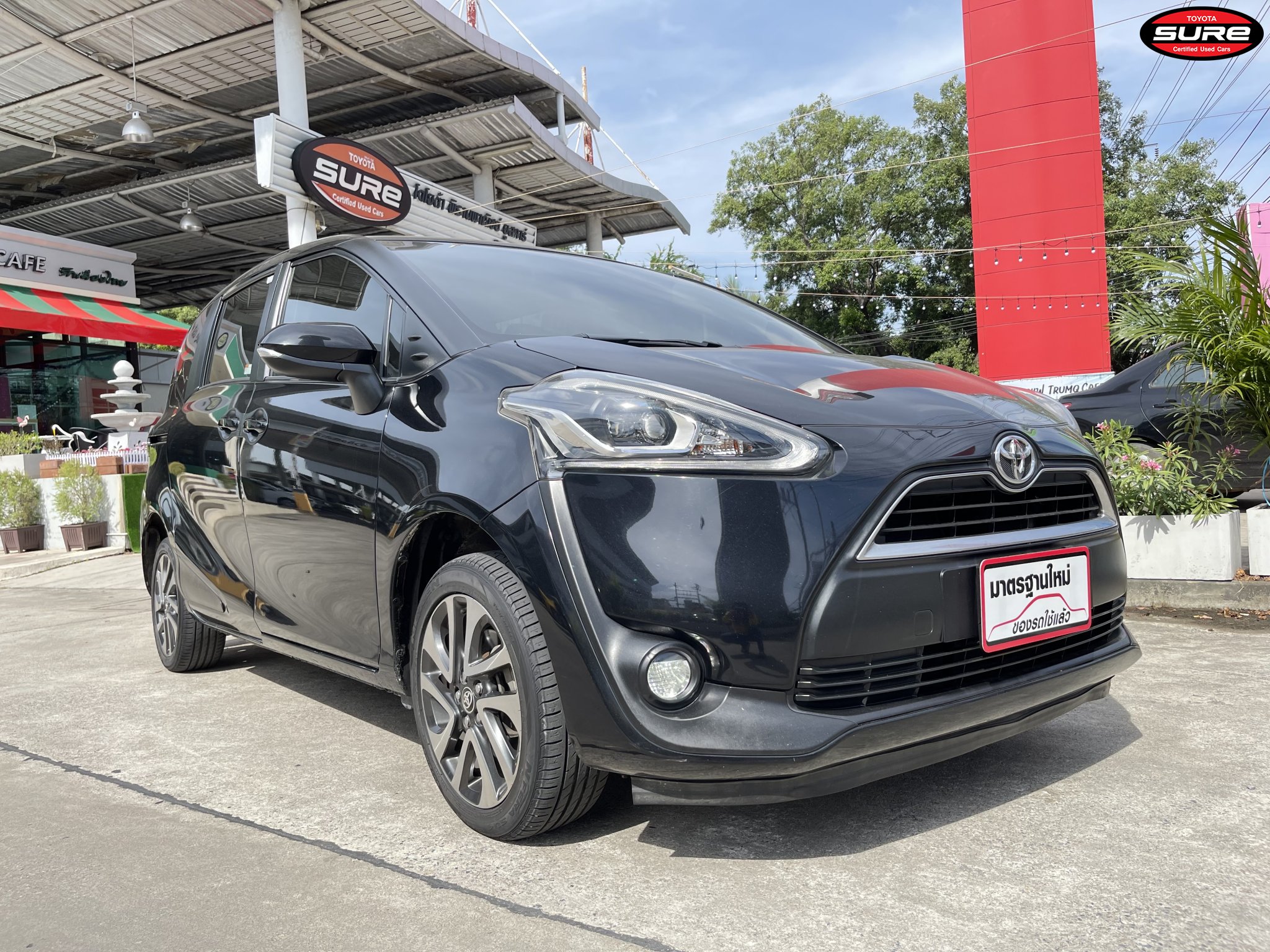 ขายรถ TOYOTA 
                            SIENTA 
                            1.5 V                                                        ปี 2017